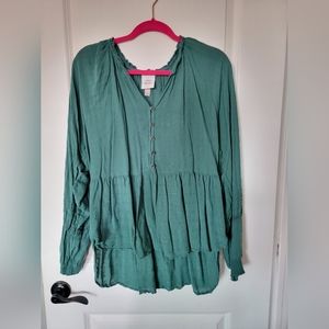 Knox Rose forest green high- low shirt